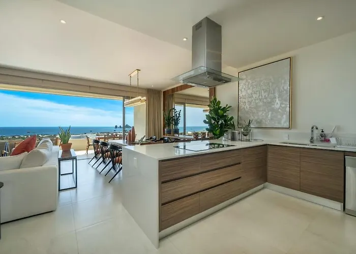Сasa de vacaciones Serene Oceanview Getaway With Private Terrace Cabo San Lucas