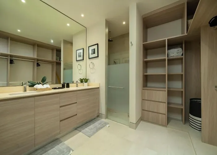 Сasa de vacaciones Serene Oceanview Getaway With Private Terrace