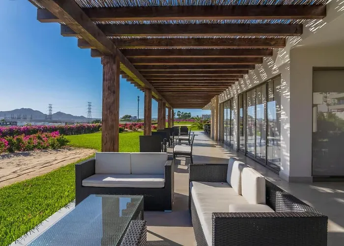Сasa de vacaciones Serene Oceanview Getaway With Private Terrace *